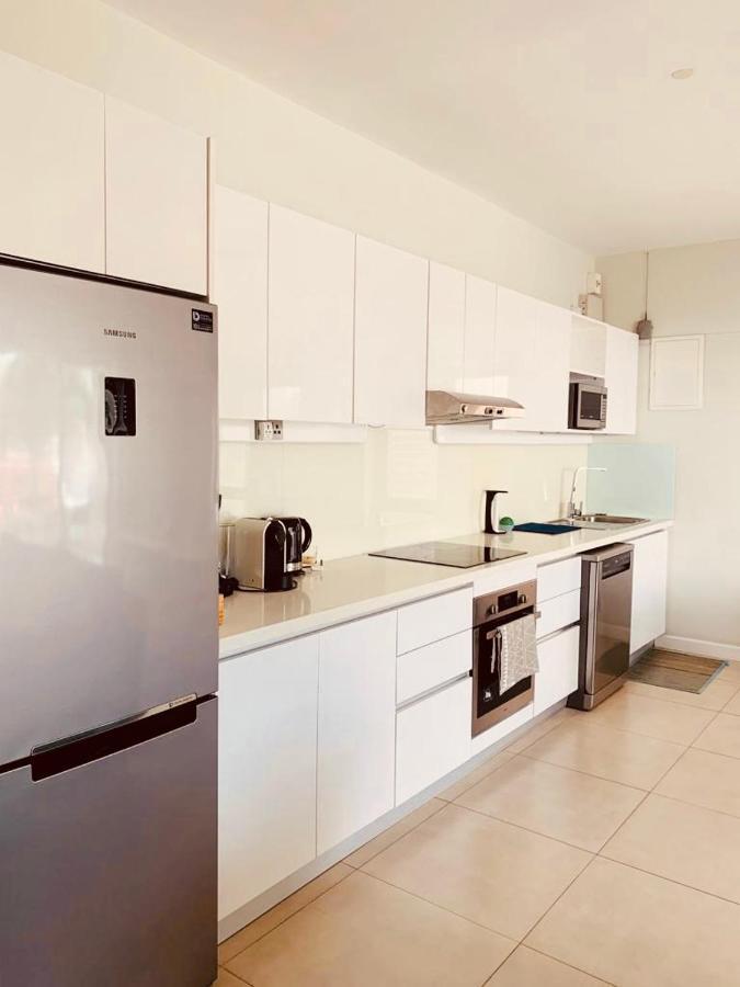 Beachcove Apartment 2 Pereybere Beach Екстериор снимка