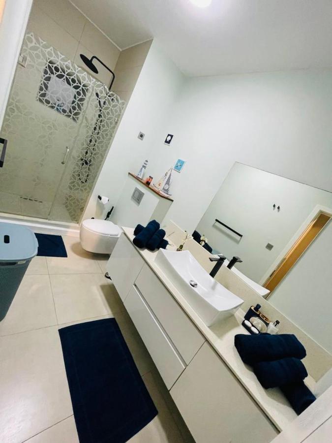 Beachcove Apartment 2 Pereybere Beach Екстериор снимка